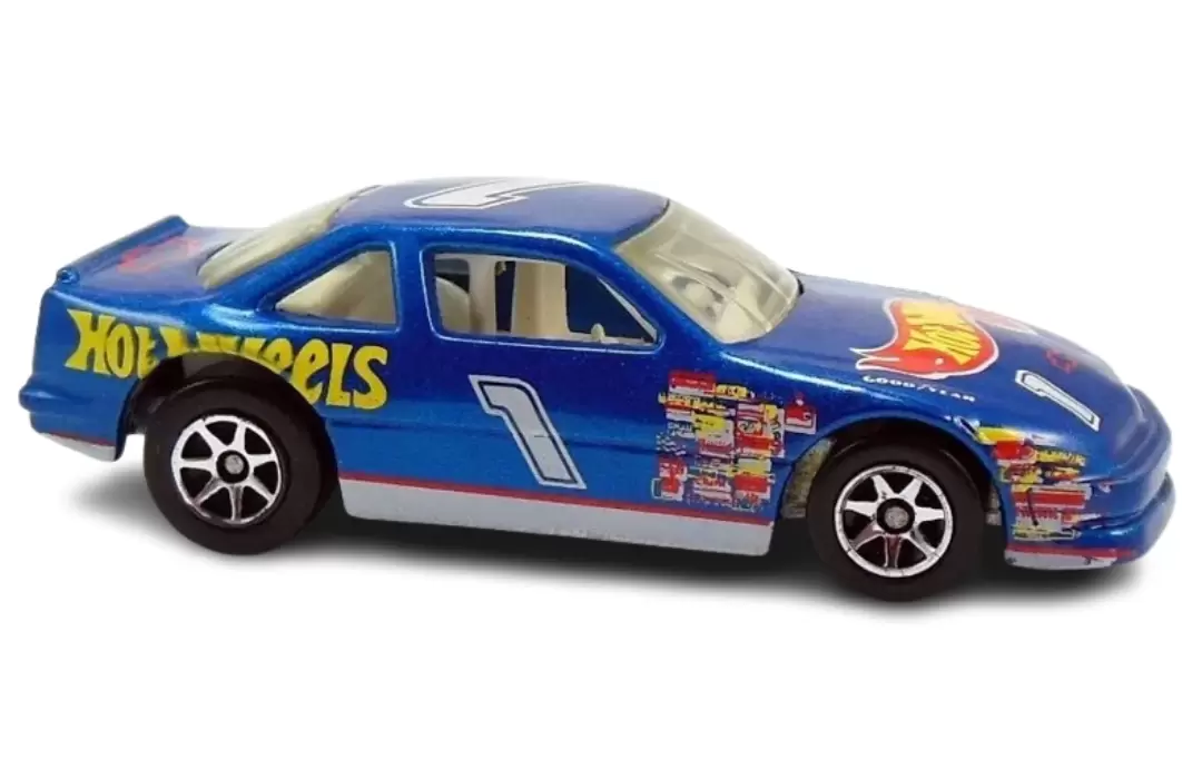 Foto da miniatura Hot Wheels Lumina Stocker na cor Azul