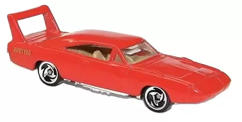 Foto da miniatura Hot Wheels 1970 Dodge Charger Daytona na cor Vermelho