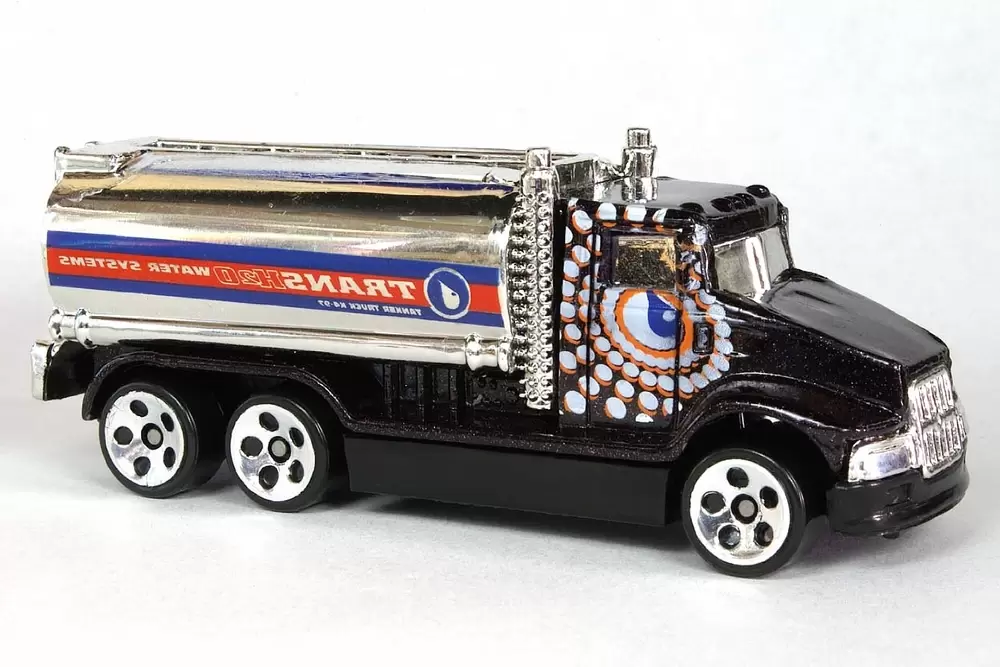 Foto da miniatura Hot Wheels Tank Truck na cor Preto