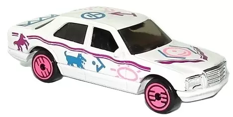 Foto da miniatura Hot Wheels Mercedes 380 SEL na cor Branco