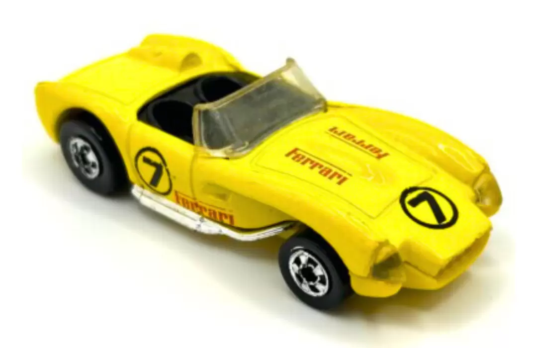 Foto da miniatura Hot Wheels Ferrari 250 na cor Amarelo