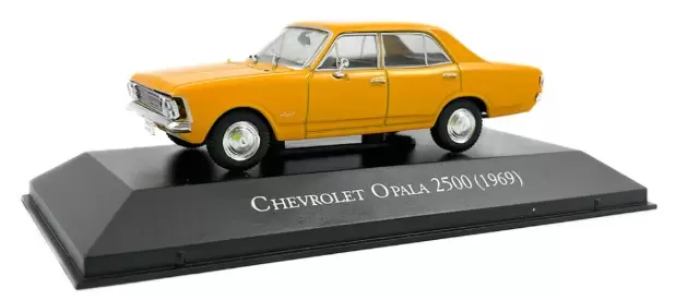 Foto da miniatura IXO Chevrolet Opala Sedan 2500 na cor Amarelo