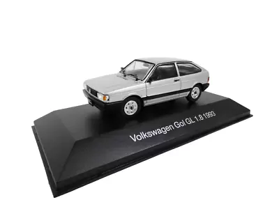 Foto da miniatura IXO Volkswagen Gol GL 1.8 1993 na cor Prata