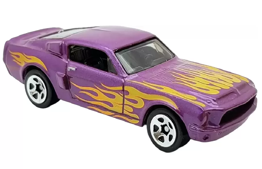 Foto da miniatura Hot Wheels 68 Shelby GT500 na cor Roxo