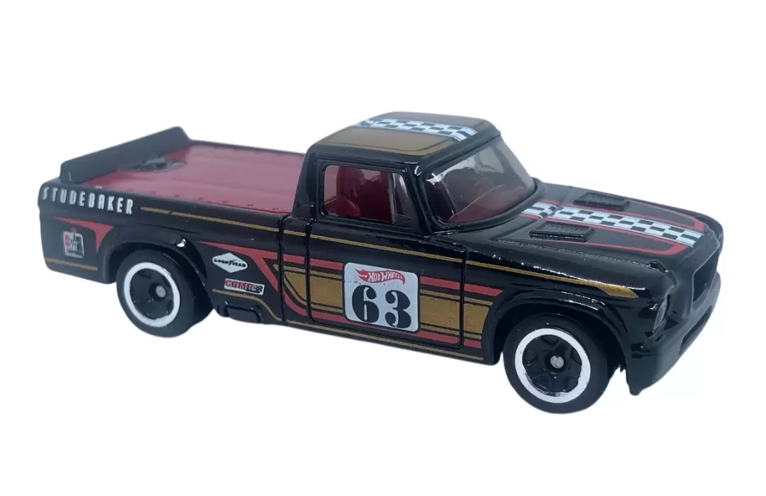 Foto da miniatura Hot Wheels 63 Studebaker Champ na cor Preto