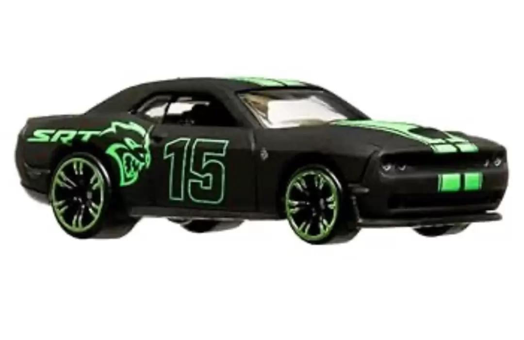 Foto da miniatura Hot Wheels 15 Dodge Challenger SRT Hellcat na cor Preto