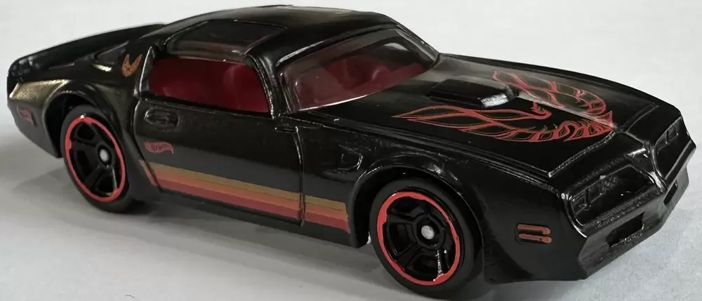 Foto da miniatura Hot Wheels 77 Pontiac Firebird T/A na cor Preto