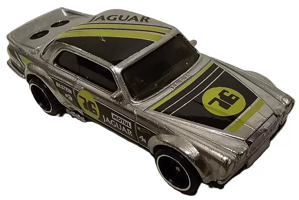 Foto da miniatura Hot Wheels Jaguar XJC V12 Coupe na cor ZAMAC