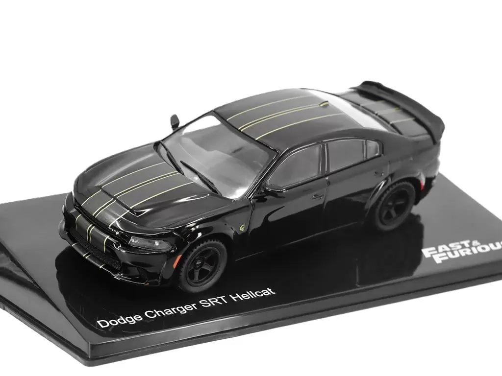 Foto da miniatura IXO Dodge Charger SRT Hellcat na cor Preto