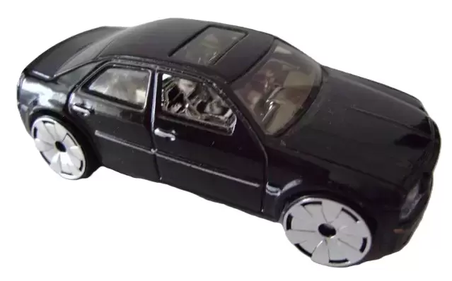 Foto da miniatura Hot Wheels Chrysler 300C Hemi na cor Preto