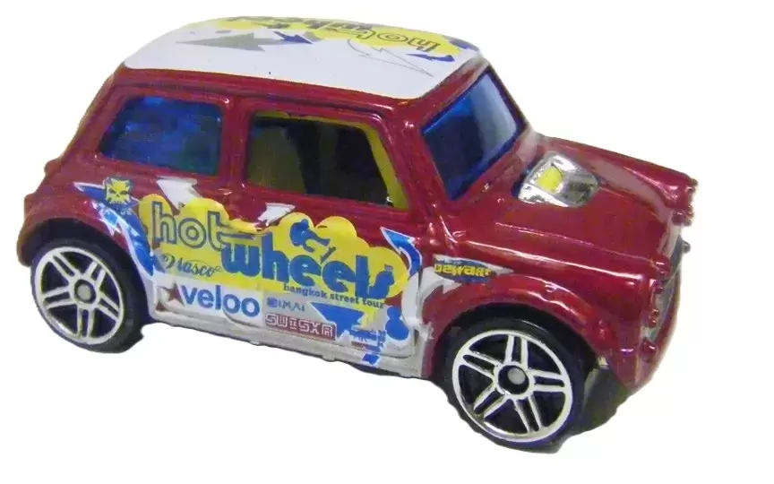 Foto da miniatura Hot Wheels Morris Cooper na cor Vinho
