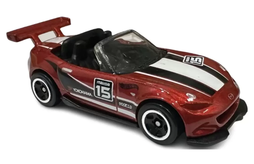 Foto da miniatura Hot Wheels 15 Mazda MX-5 Miata na cor Vermelho