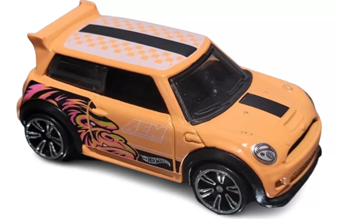 Foto da miniatura Hot Wheels Mini Cooper S Challenge na cor Laranja