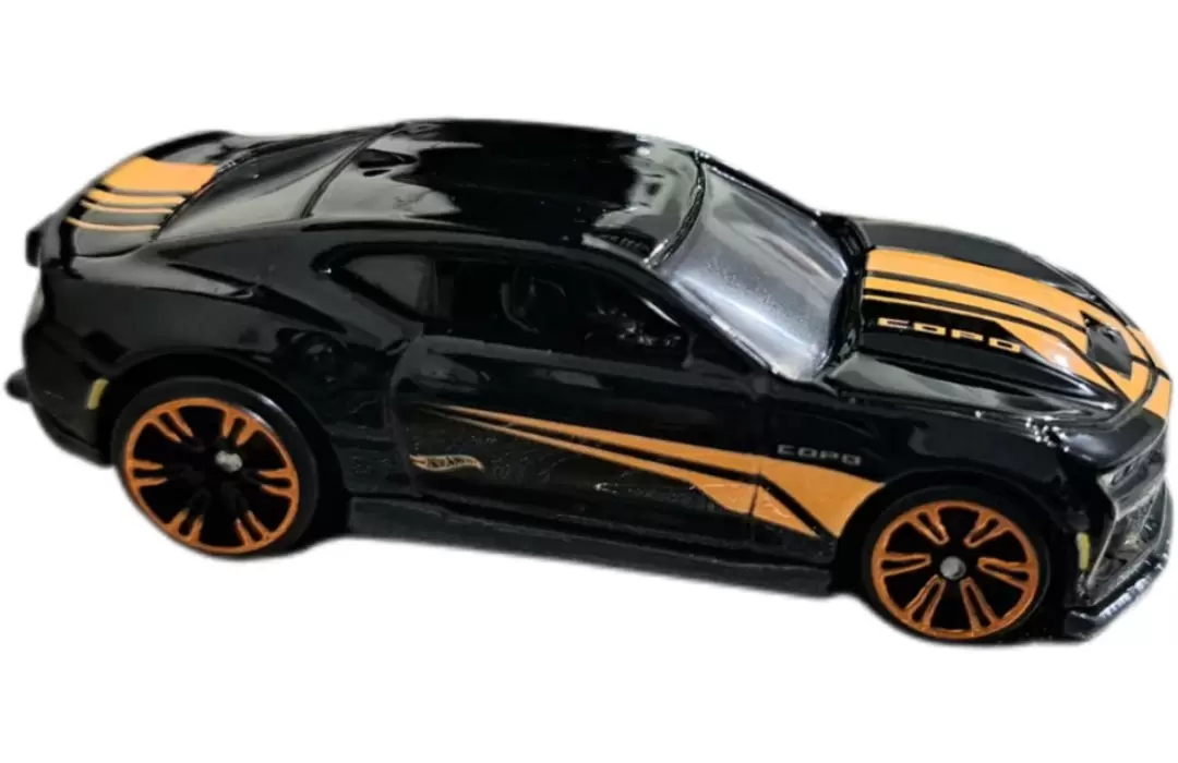 Foto da miniatura Hot Wheels 2018 Copo Camaro SS na cor Preto