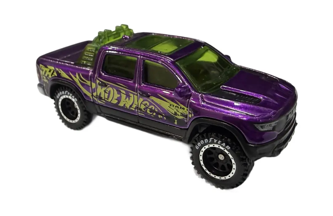 23 Ram 1500 (STH)