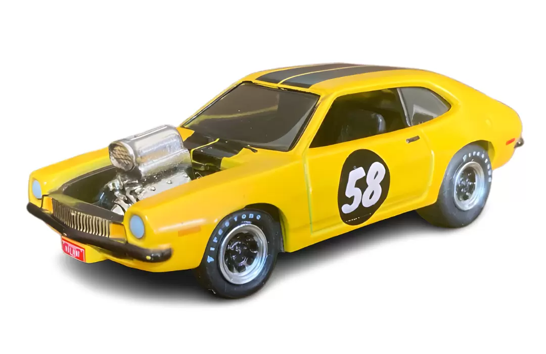 Foto da miniatura Johnny Lightning 1971 Ford Pinto na cor Amarelo