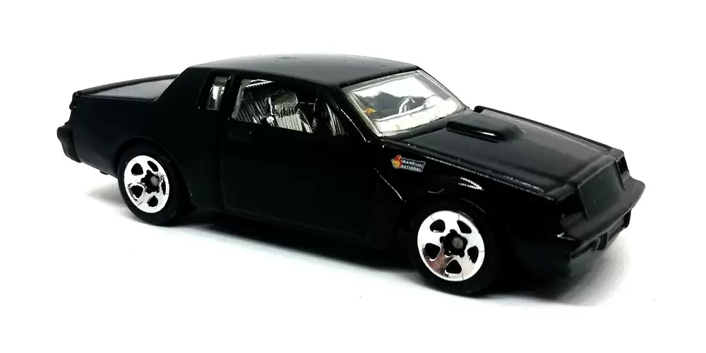 Foto da miniatura Hot Wheels Buick Grand National na cor Preto