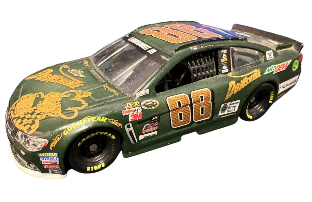 Chevrolet SS #88 Dale Earnhardt Jr. (NASCAR 2015 - Dewshine)