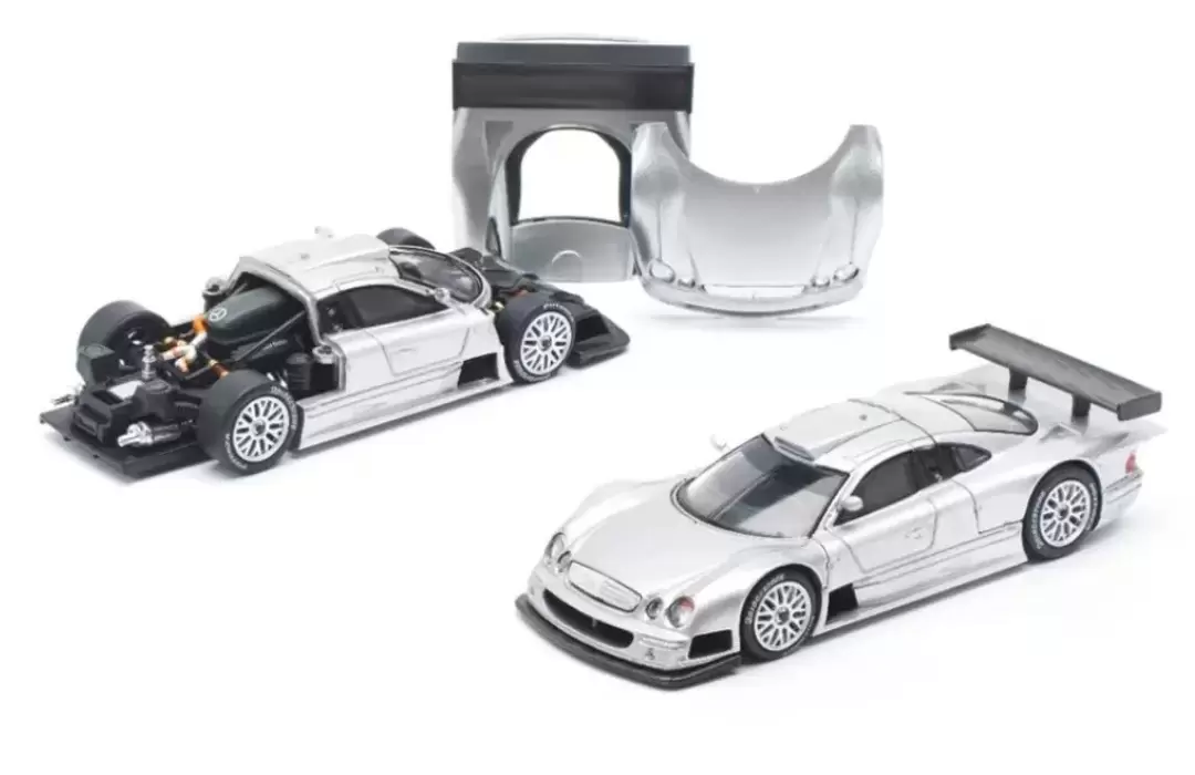 Foto da miniatura Pop Race CLK-GTR na cor Prata
