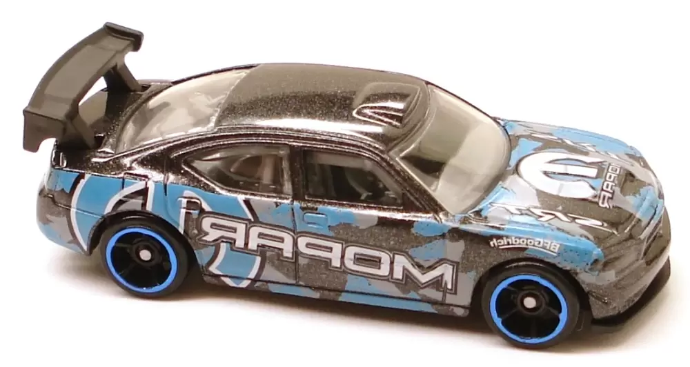 Foto da miniatura Hot Wheels Dodge Charger Drift Car na cor Preto