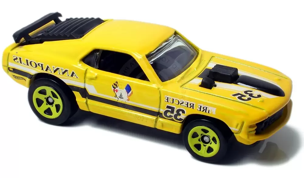 Foto da miniatura Hot Wheels 70 Mustang Mach 1 na cor Amarelo