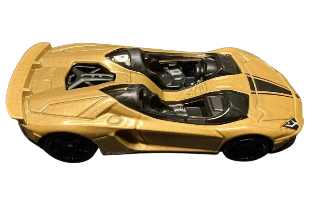 Lamborghini Aventador J